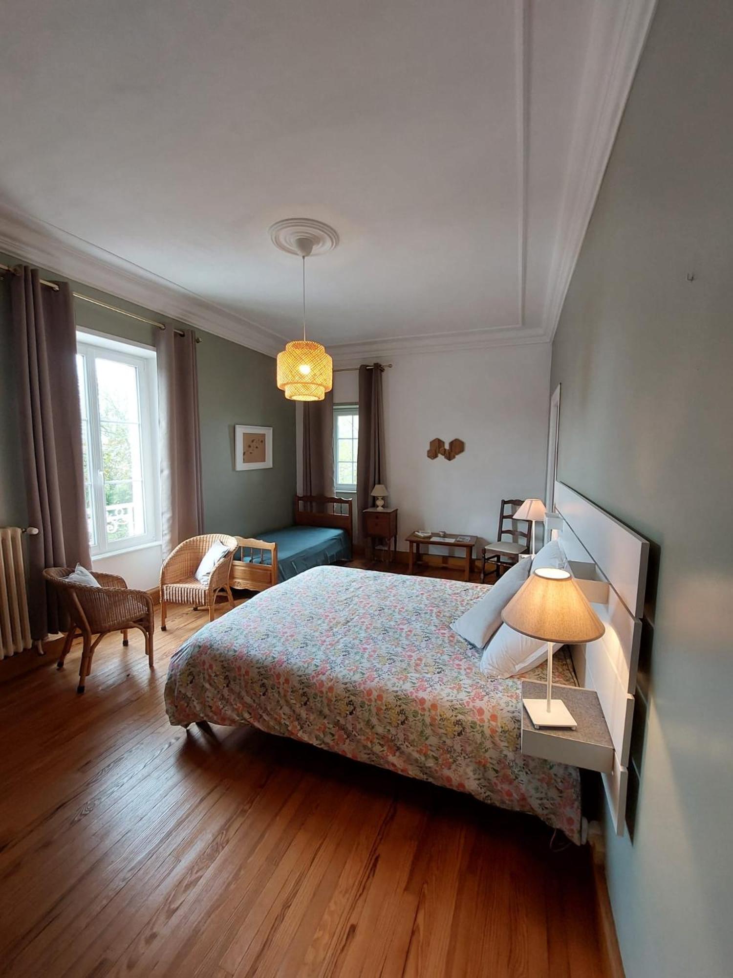 Les D'omaha Beach: Homemade Breakfast & Local Flavor Bed & Breakfast *