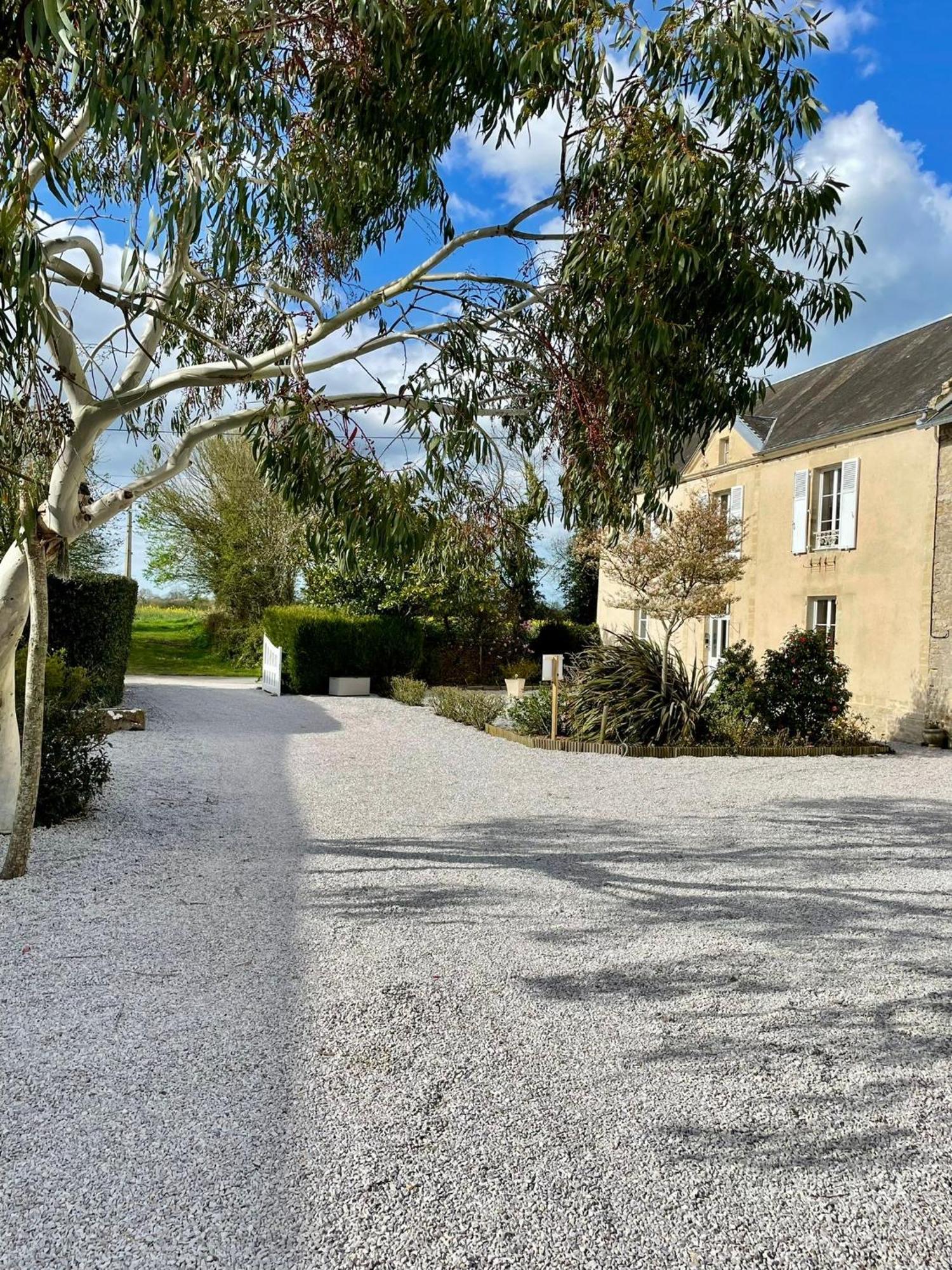 Les D'omaha Etablissement Avec Deux D'hôtes, Petit-déjeuner Compris Fait-maison Et Produits Locaux Vierville-sur-Mer