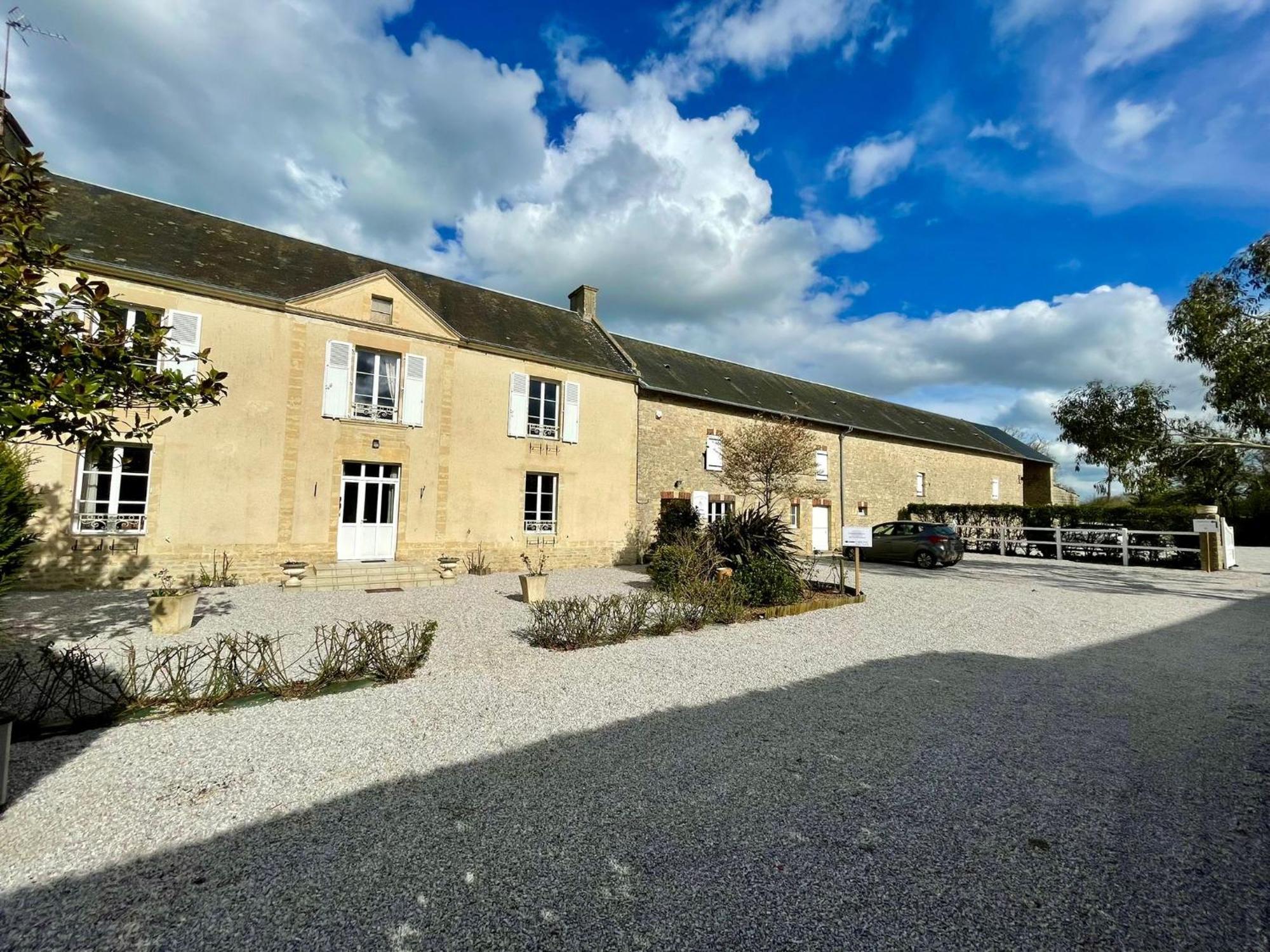 Les D'omaha Etablissement Avec Deux D'hotes, Petit-dejeuner Compris Fait-maison Et Produits Locaux Bed & Breakfast Vierville-sur-Mer
