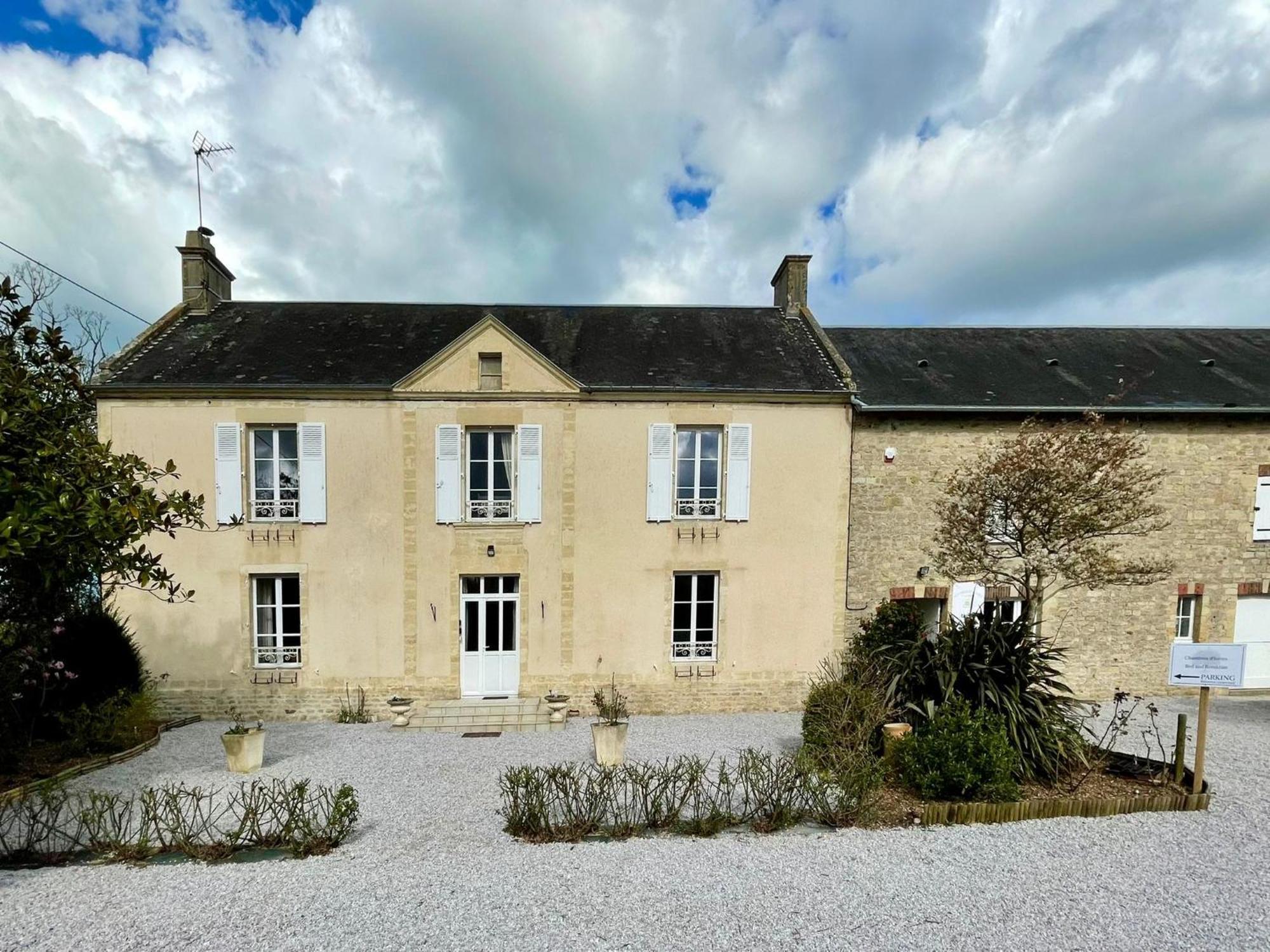 Les D'omaha Etablissement Avec Deux D'hôtes, Petit-déjeuner Compris Fait-maison Et Produits Locaux Vierville-sur-Mer
